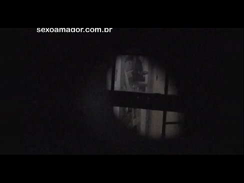 ❤️ Sarışın, içi boş tuğlaların arkasına gizlenmiş bir mahalle röntgencisi tarafından gizlice videoya alınır ❤ Porno videosu bize %tr.yinshuabang.top
